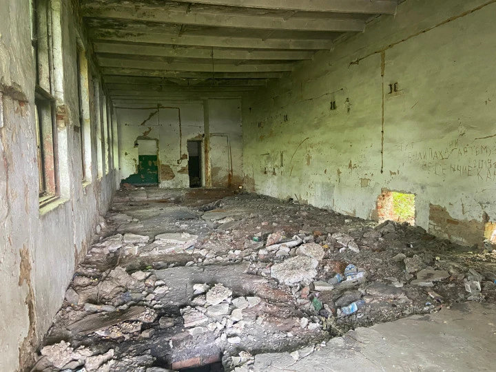 Нежилое здание, общей площадью 144,3 кв. мс з/у в с. Бельдяжки